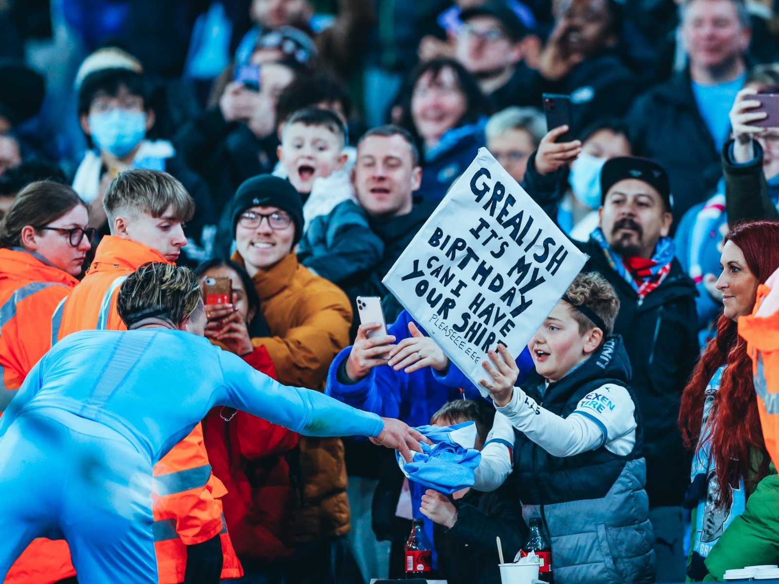 都在努力适 都在努力适